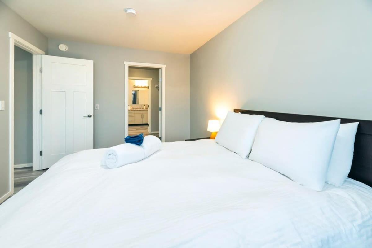 Nn - The Wanderoo - Riverdale 3-Bed 2 5-Bath Whitehorse Exterior foto